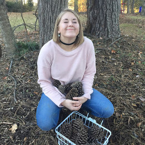 Meet your Posher, Emilee